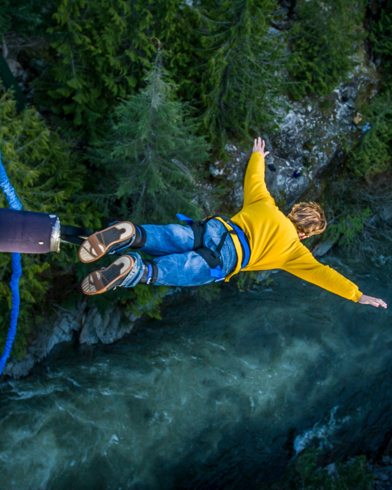 What are the best places to go bungee jumping in Germany?