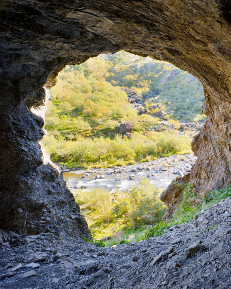 What are the best places to go caving in Germany?