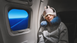 Read more about the article Here are some tips for reducing jetlag on a long flight to Germany for vacation: